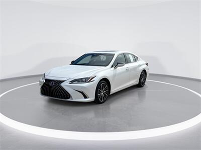 2022 Lexus ES 300h   - Photo 4 - McKinney, TX 75070