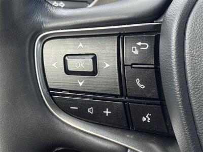 2022 Lexus ES 300h   - Photo 25 - McKinney, TX 75070