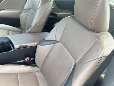 2022 Lexus ES 300h   - Photo 17 - McKinney, TX 75070