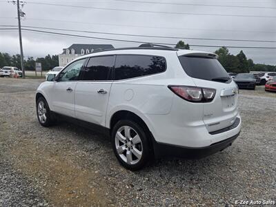 2017 Chevrolet Traverse LT   - Photo 4 - Garner, NC 27529
