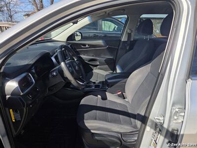 2018 Kia Sorento L   - Photo 7 - Garner, NC 27529