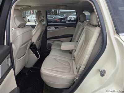 2016 Lincoln MKX Reserve   - Photo 9 - Garner, NC 27529