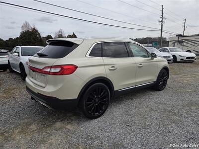 2016 Lincoln MKX Reserve   - Photo 4 - Garner, NC 27529