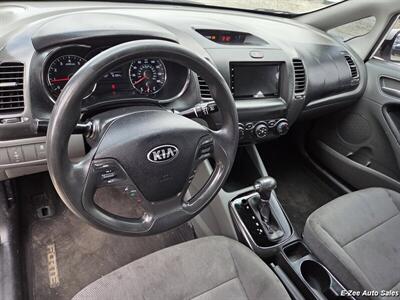2017 Kia Forte LX   - Photo 8 - Garner, NC 27529