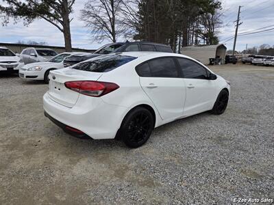 2017 Kia Forte LX   - Photo 4 - Garner, NC 27529