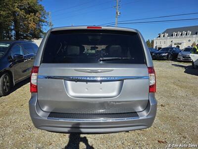 2014 Chrysler Town & Country Touring   - Photo 5 - Garner, NC 27529