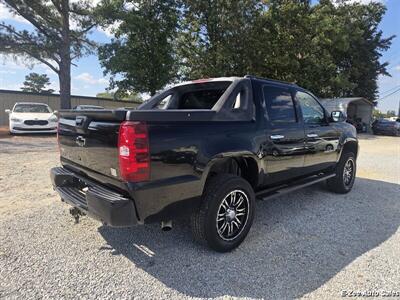 2008 Chevrolet Avalanche LTZ - Photo 4 - Garner, NC 27529