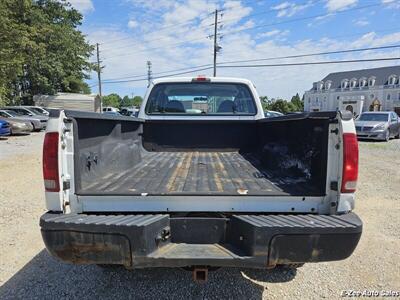 2004 Ford F-350 Super Duty XL 4dr Su   - Photo 5 - Garner, NC 27529