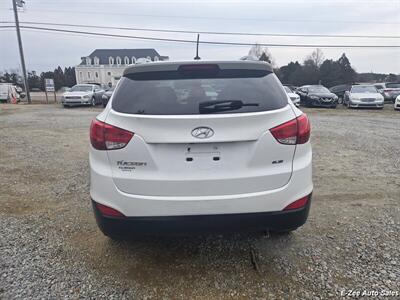 2014 Hyundai TUCSON SE   - Photo 6 - Garner, NC 27529