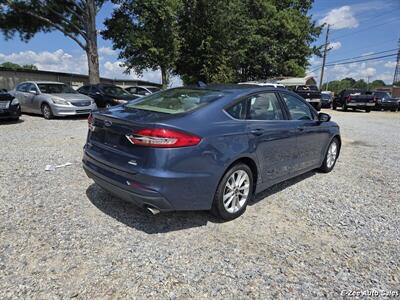 2019 Ford Fusion SE   - Photo 4 - Garner, NC 27529