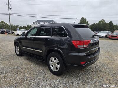 2011 Jeep Grand Cherokee Laredo   - Photo 4 - Garner, NC 27529