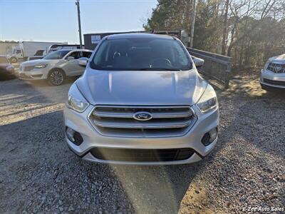 2017 Ford Escape SE   - Photo 3 - Garner, NC 27529