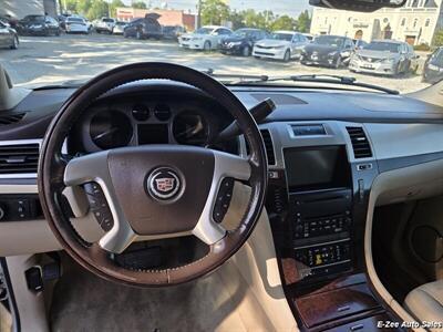 2007 Cadillac Escalade - Photo 8 - Garner, NC 27529