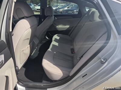 2017 Hyundai SONATA   - Photo 9 - Garner, NC 27529