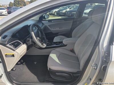 2017 Hyundai SONATA   - Photo 7 - Garner, NC 27529