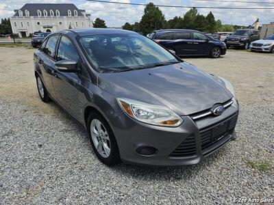 2014 Ford Focus SE   - Photo 2 - Garner, NC 27529