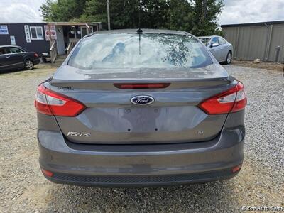 2014 Ford Focus SE   - Photo 4 - Garner, NC 27529