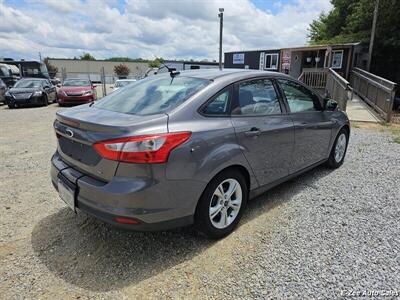 2014 Ford Focus SE   - Photo 3 - Garner, NC 27529