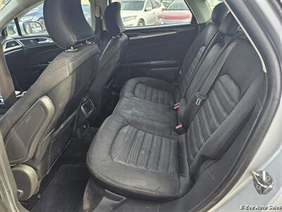 2016 Ford Fusion SE   - Photo 8 - Garner, NC 27529