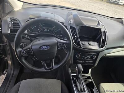 2019 Ford Escape SE   - Photo 7 - Garner, NC 27529