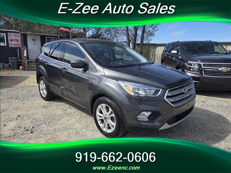 2019 Ford Escape SE   - Photo 1 - Garner, NC 27529