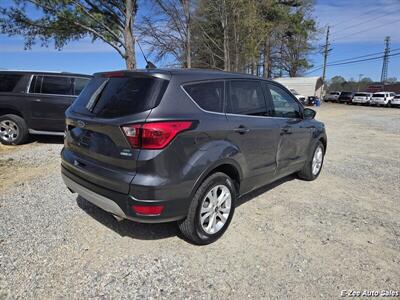 2019 Ford Escape SE   - Photo 4 - Garner, NC 27529