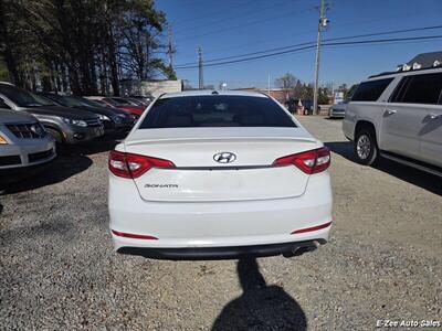 2017 Hyundai SONATA SE - Photo 6 - Garner, NC 27529