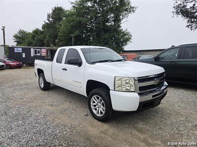 2009 Chevrolet Silverado 1500 LT - Photo 2 - Garner, NC 27529