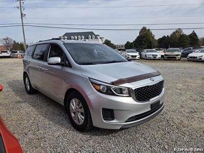 2016 Kia Sedona L - Photo 2 - Garner, NC 27529