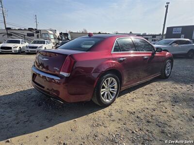 2016 Chrysler 300C   - Photo 4 - Garner, NC 27529