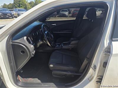 2019 Dodge Charger SXT - Photo 7 - Garner, NC 27529