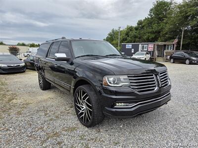2015 Lincoln Navigator L   - Photo 2 - Garner, NC 27529