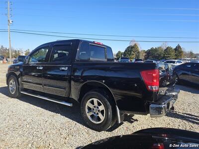 2011 Nissan Titan SV - Photo 7 - Garner, NC 27529