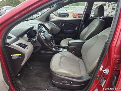 2014 Hyundai TUCSON SE - Photo 7 - Garner, NC 27529