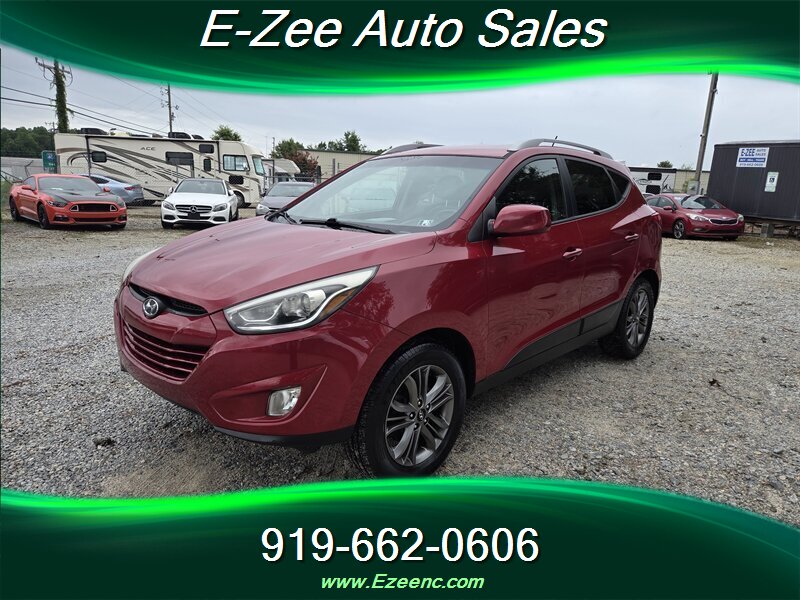 2014 Hyundai TUCSON SE   - Photo 1 - Garner, NC 27529