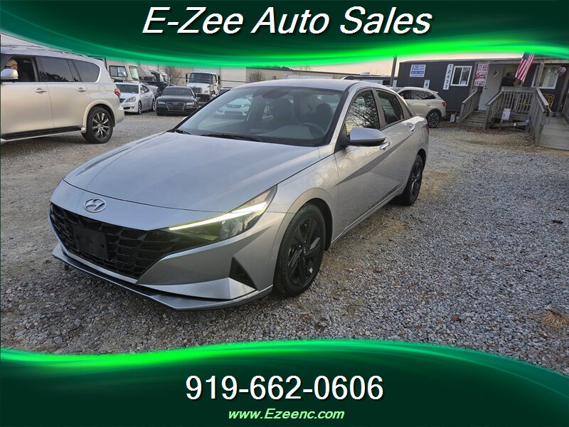 2021 Hyundai ELANTRA SEL   - Photo 1 - Garner, NC 27529