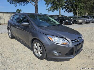 2012 Ford Focus SE   - Photo 2 - Garner, NC 27529