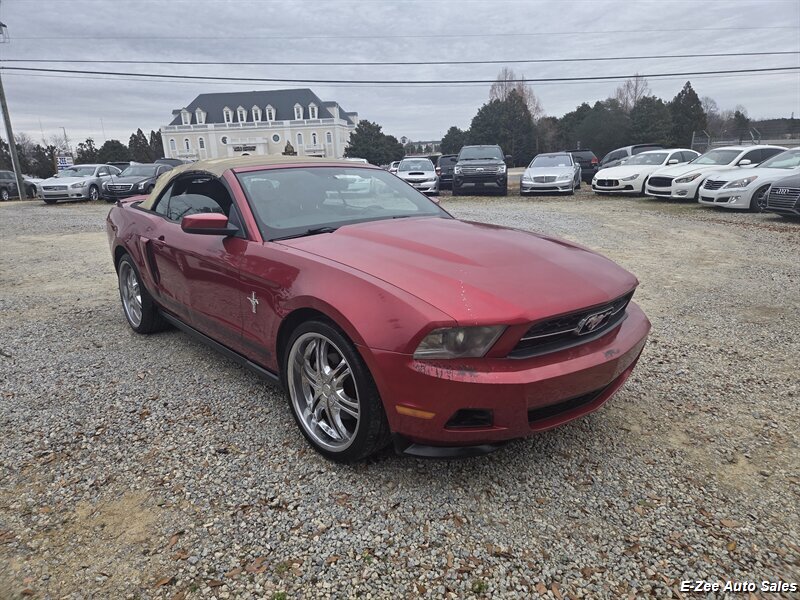 2012 Ford Mustang V6  