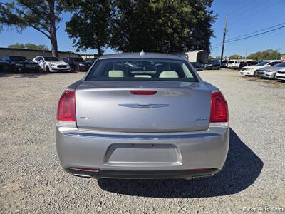 2018 Chrysler 300 Series Limited - Photo 6 - Garner, NC 27529