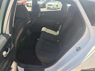 2017 Kia Optima LX   - Photo 9 - Garner, NC 27529