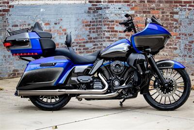 2017 Harley-Davidson Custom 2017 FLTRU ROAD GLIDE ULTRA  CVO DESTROYER - Photo 21 - Orlando, FL 32820