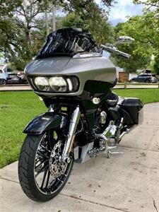2019 Harley-Davidson Touring CVO ROAD GLIDE   - Photo 5 - Orlando, FL 32820
