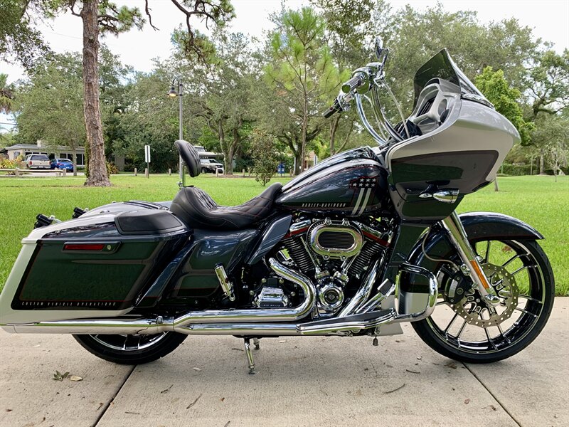 2019 Harley-Davidson Touring CVO ROAD GLIDE - Photo 1 - Orlando, FL 32820