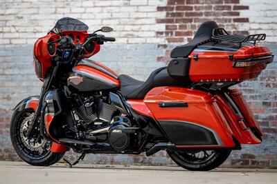 2022 Harley-Davidson Custom CUSTOM ULTRA LIMITED  SPITFIRE - Photo 1 - Orlando, FL 32820