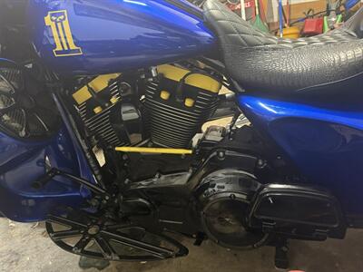 2016 Harley-Davidson Custom ROAD GLIDE - ULTRA CLASSIC   - Photo 10 - Orlando, FL 32820