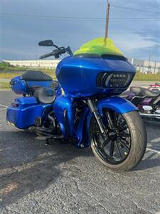 2016 Harley-Davidson Custom ROAD GLIDE - ULTRA CLASSIC   - Photo 2 - Orlando, FL 32820