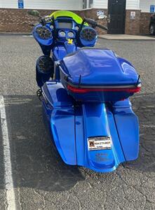 2016 Harley-Davidson Custom ROAD GLIDE - ULTRA CLASSIC   - Photo 4 - Orlando, FL 32820