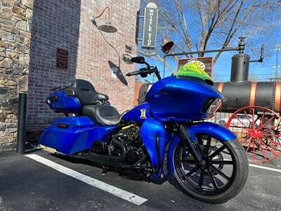 2016 Harley-Davidson Custom ROAD GLIDE - ULTRA CLASSIC   - Photo 5 - Orlando, FL 32820