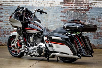 2021 Harley-Davidson Custom CUSTOM ROAD GLIDE   - Photo 4 - Orlando, FL 32820