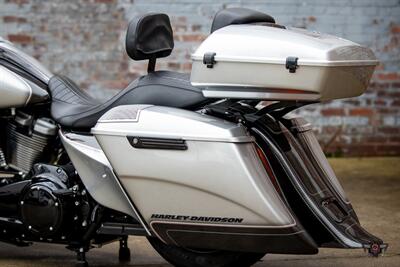 2021 Harley-Davidson Custom FLTRX CUSTOM ROAD GLIDE  SILVER BULLET - Photo 17 - Orlando, FL 32820